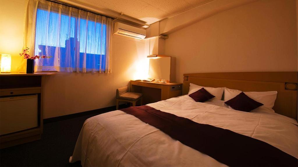Hotel Town Honmachi Коті Екстер'єр фото