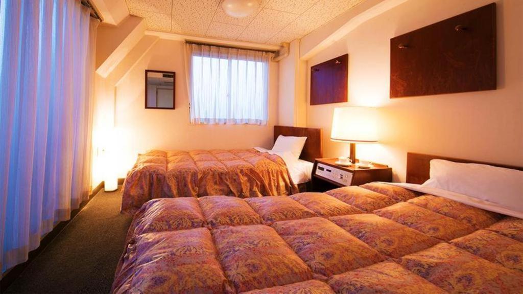 Hotel Town Honmachi Коті Екстер'єр фото