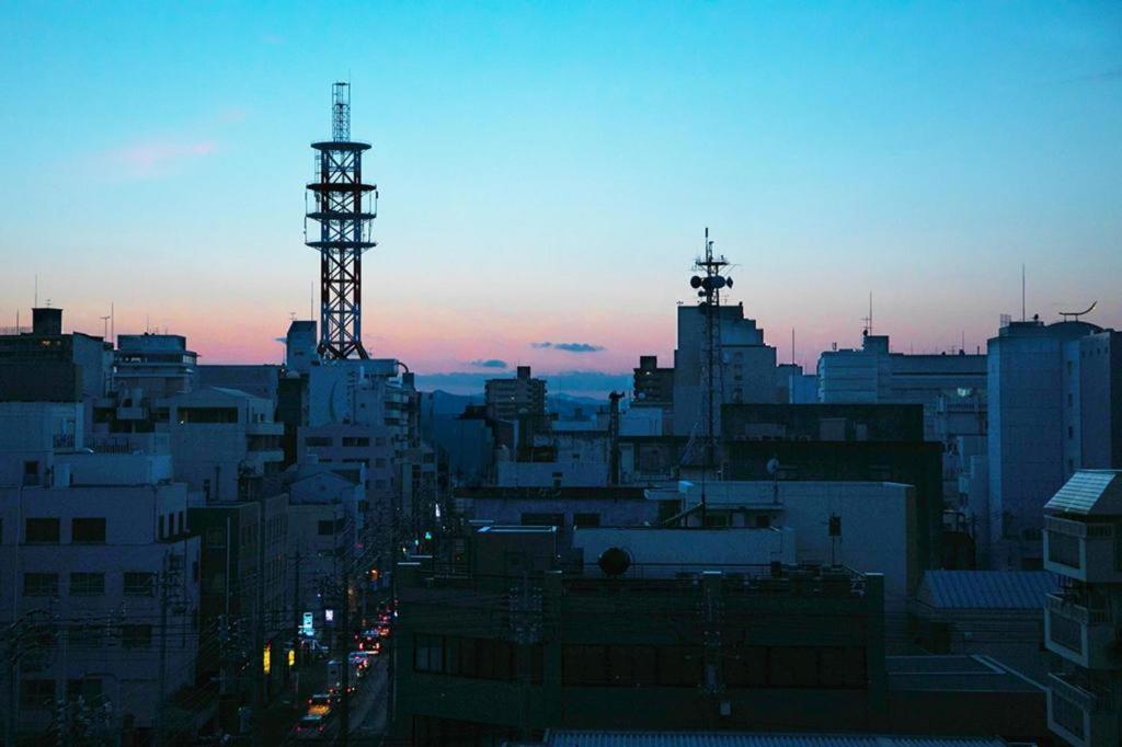 Hotel Town Honmachi Коті Екстер'єр фото
