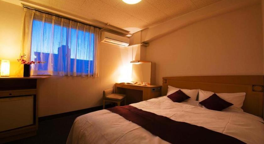 Hotel Town Honmachi Коті Екстер'єр фото